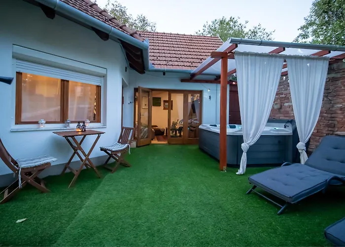 Nyaraló Foxforest *